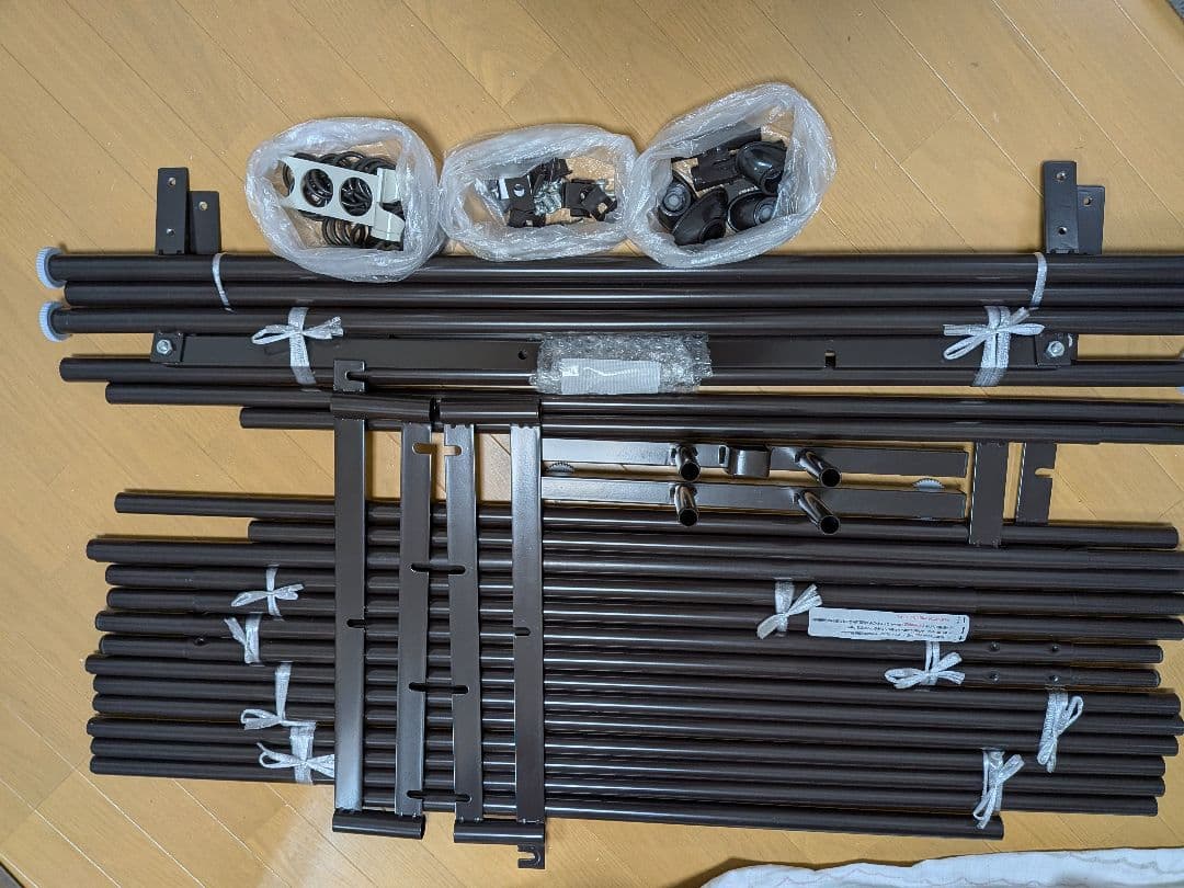 突っ張り　クローゼット　ハンガー　ワードローブ