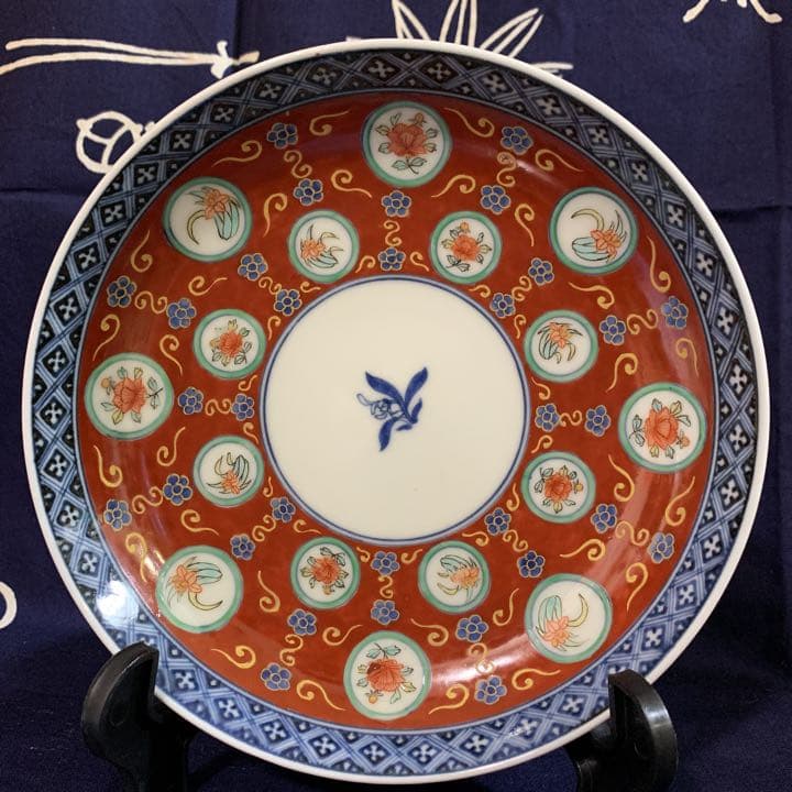 今泉今右衛門　錦丸紋模様  飾り皿　アンティーク　珍しいです