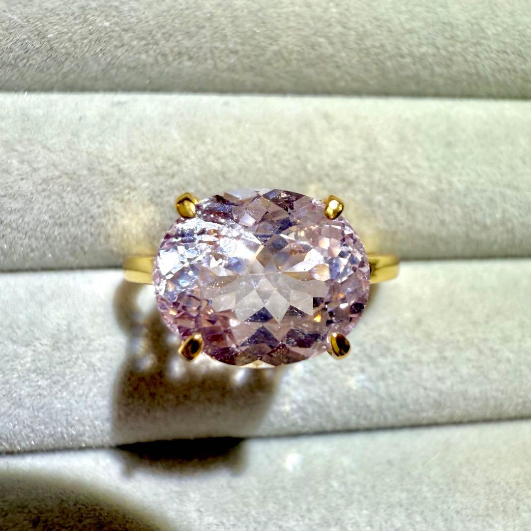 k18gp クンツァイト　オーバル　ファセットカット　フリーサイズリング　大粒