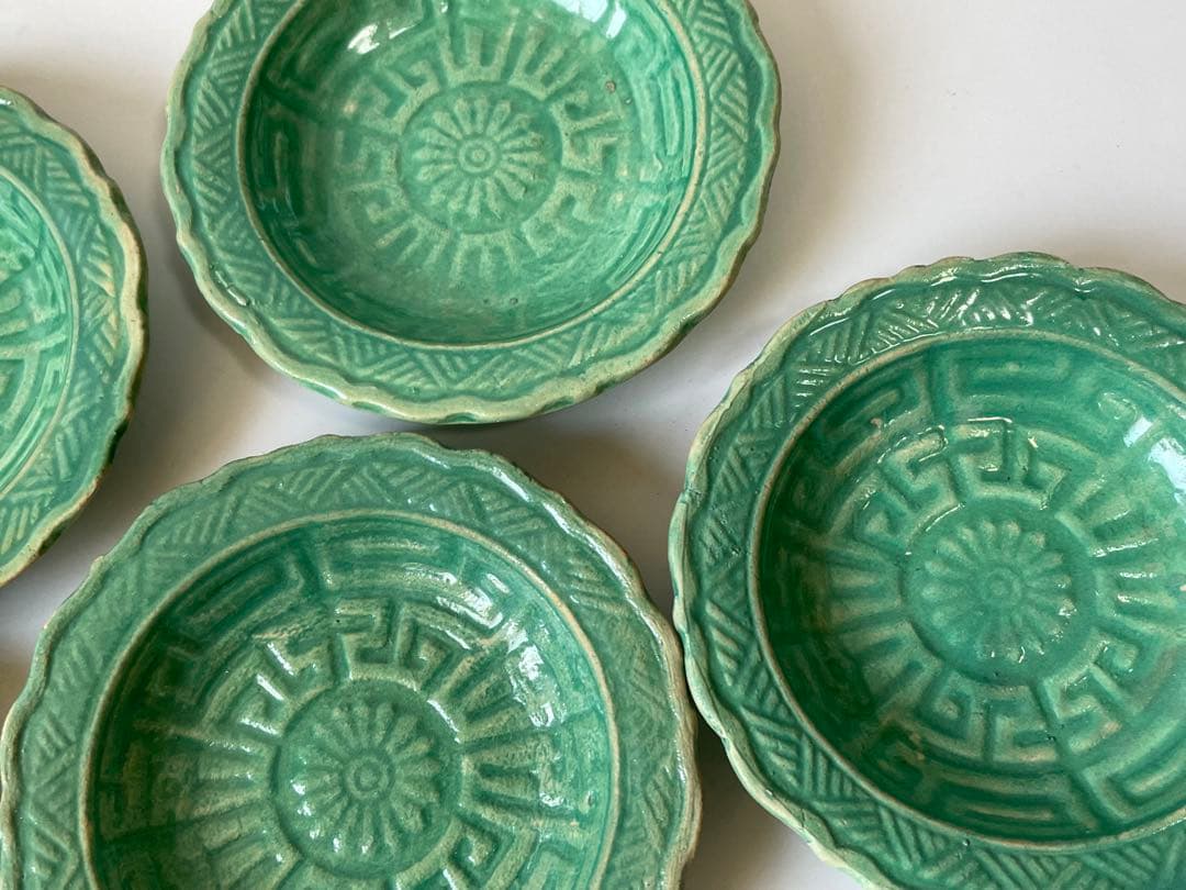 骨董　豆皿　小皿　丸皿　輪花皿　菊文様　輪花縁　手塩皿　5枚