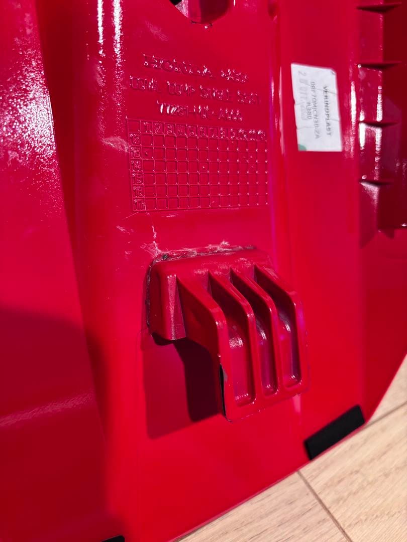 TP　グローブ•シングルシートカウル ※やや難あり　セット