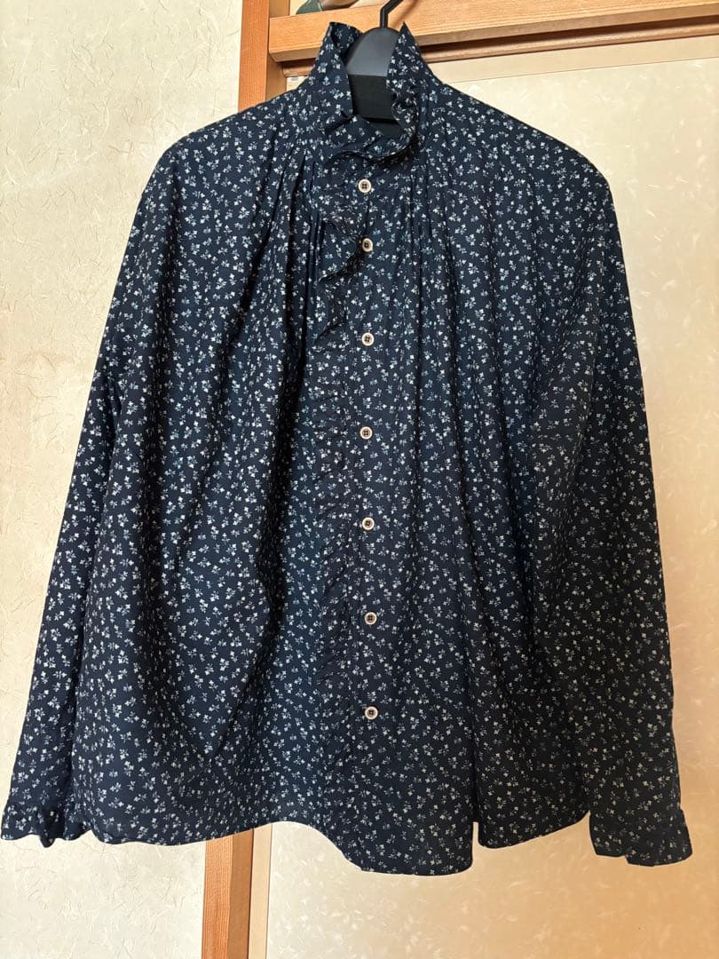 最終価格・美品・45R・雲間草プリント・フルリブラウス