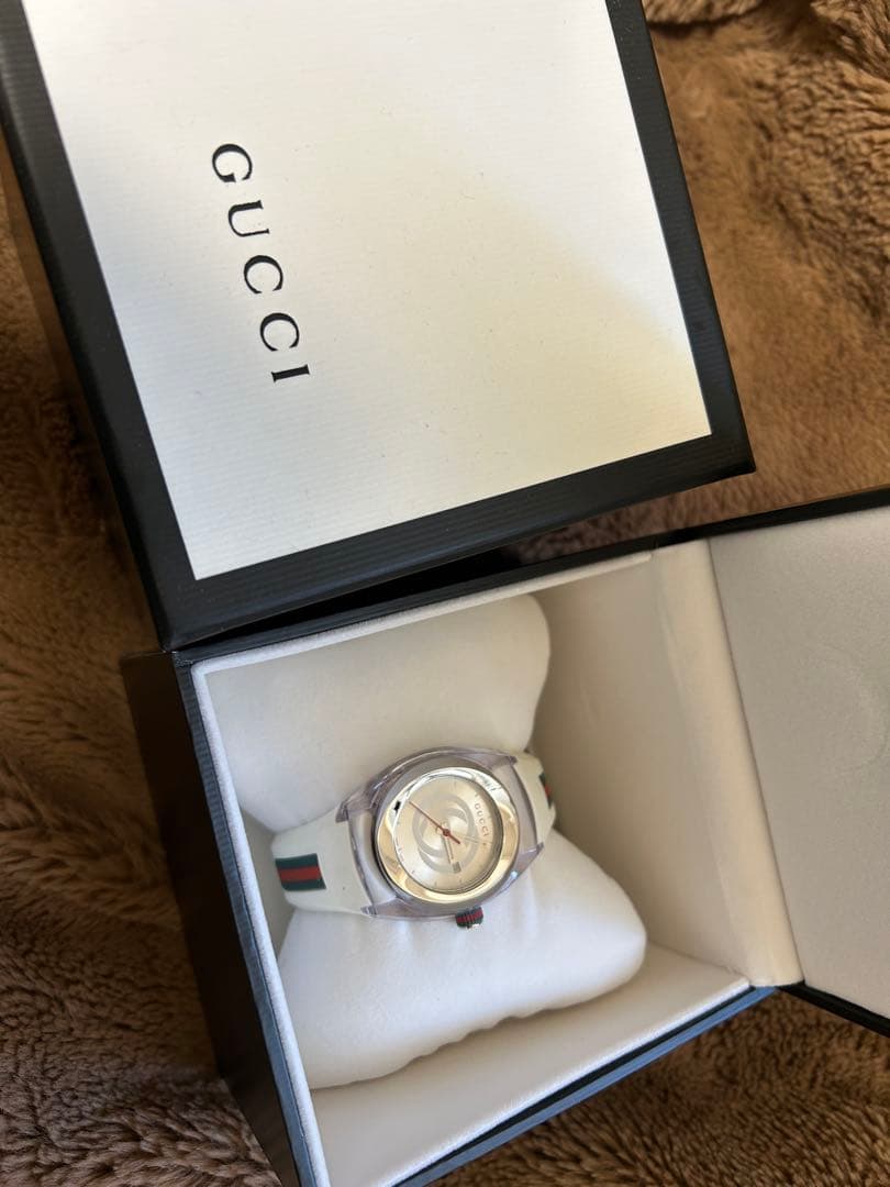 GUCCI 腕時計 クォーツ ホワイト