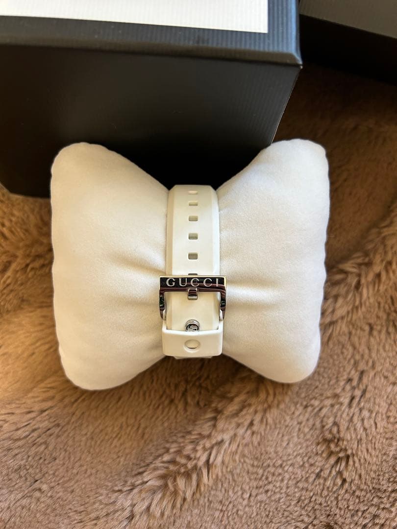 GUCCI 腕時計 クォーツ ホワイト