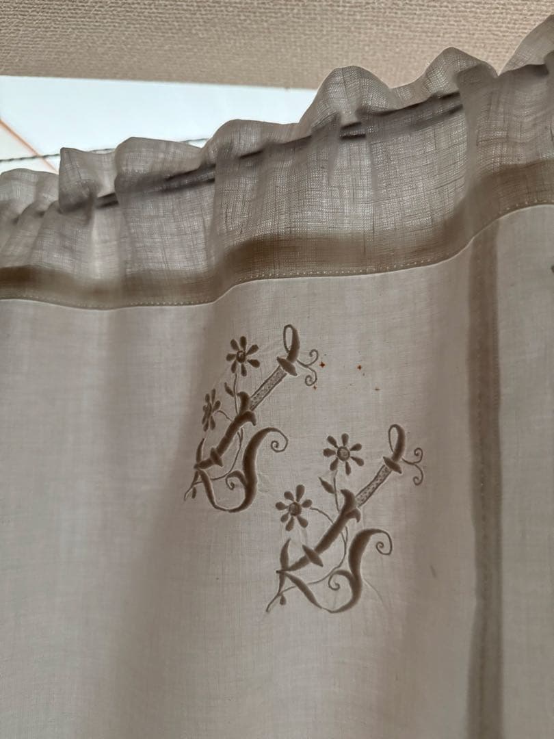 ナチュラルリネンカーテンஐ⋆*フランスアンティークモノグラム・ホワイト