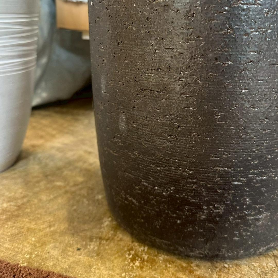 iΦ IWAO VESSELA イワオ べセラ 岩尾磁器 有田焼 傘立て