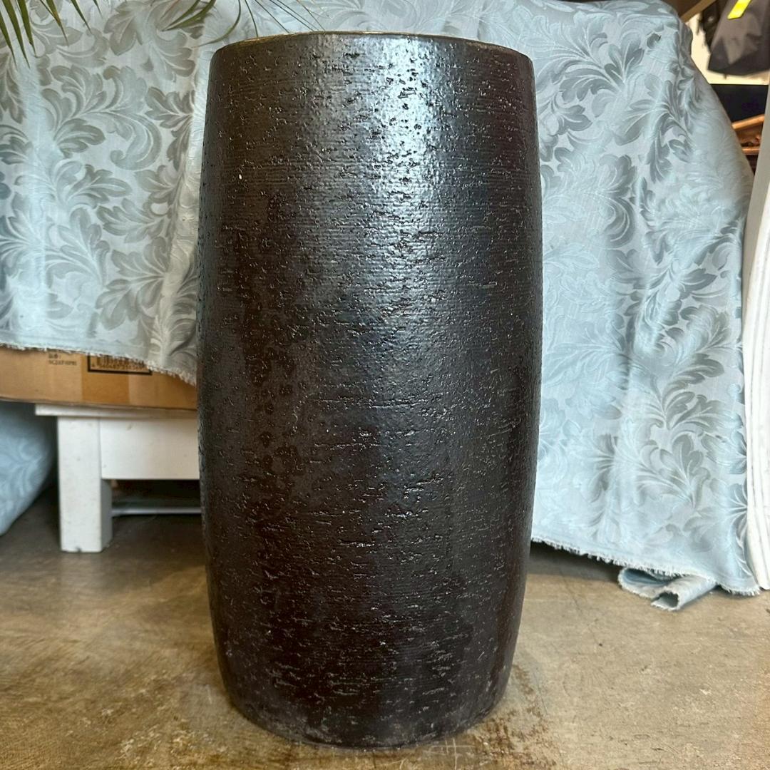 iΦ IWAO VESSELA イワオ べセラ 岩尾磁器 有田焼 傘立て