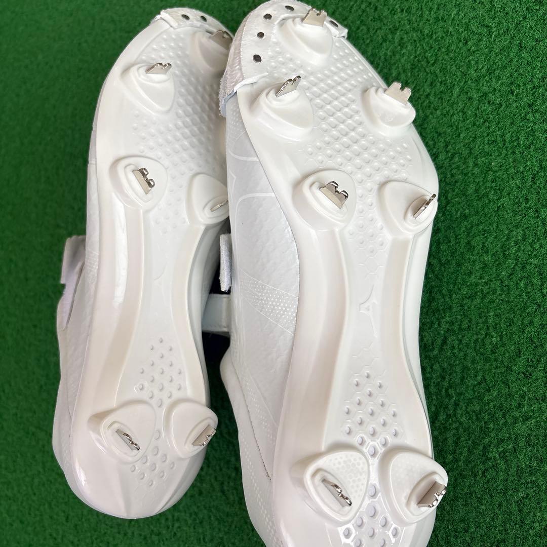 Mizuno ライトレボ 2 ホワイト 野球スパイク　高校野球対応