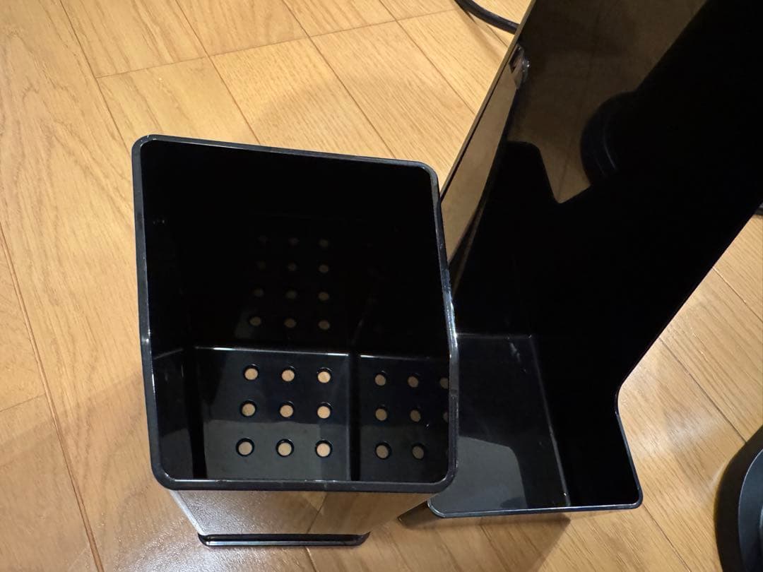 ネスプレッソ ヴァーチュオ カプセル式コーヒーメーカー 2025年購入　ブラック