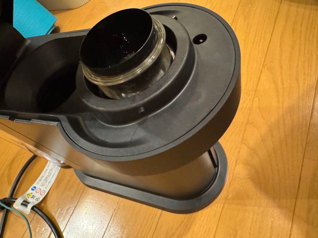 ネスプレッソ ヴァーチュオ カプセル式コーヒーメーカー 2025年購入　ブラック