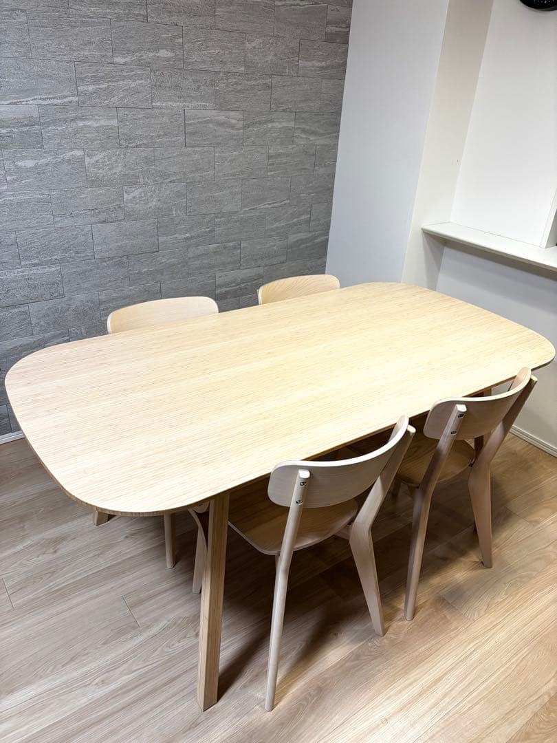 【IKEA】ダイニングテーブル　ヴォックスローヴ引き取り限定