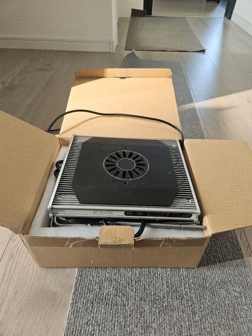 ライト・照明器具 ZOOX Revlon 30