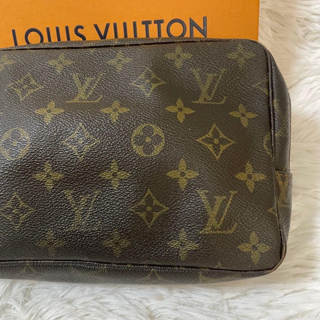 廃版品✨ルイ・ヴィトントゥルーストワレット　化粧ポーチ　モノグラム