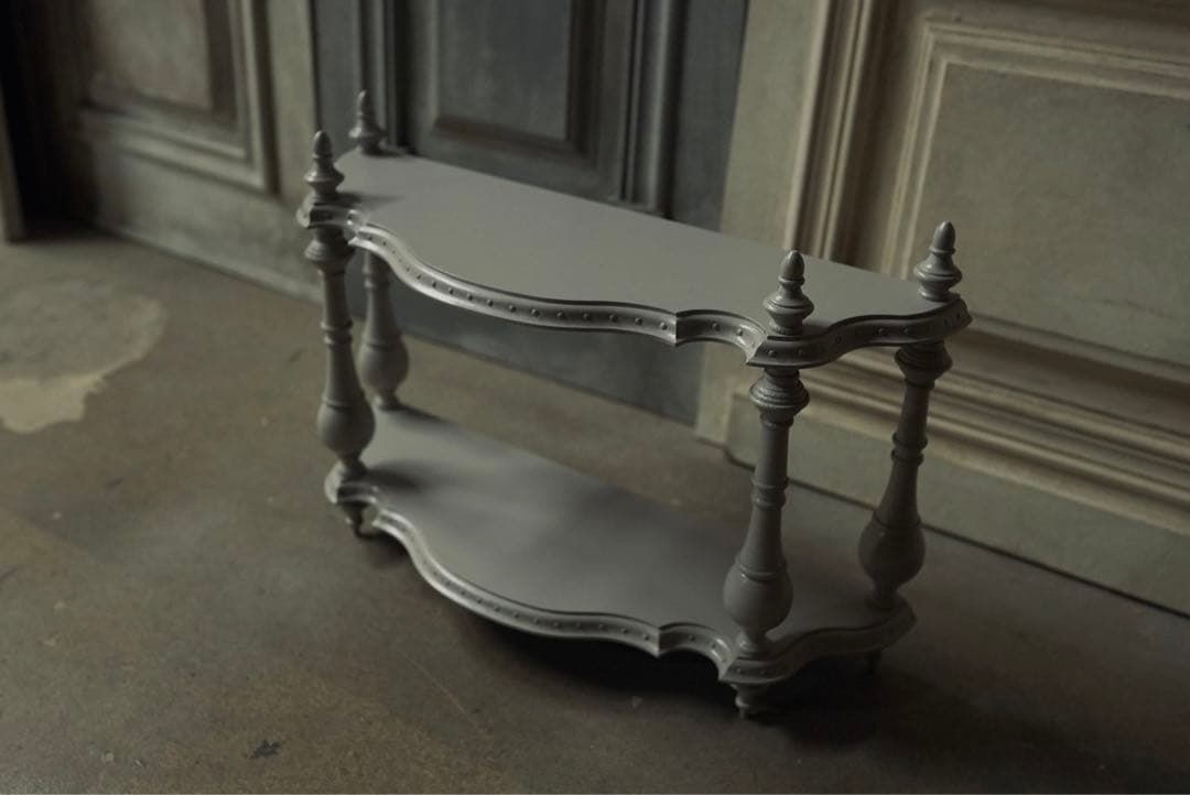 ナポレオンシェルフ装飾あり(アンティークグレー)