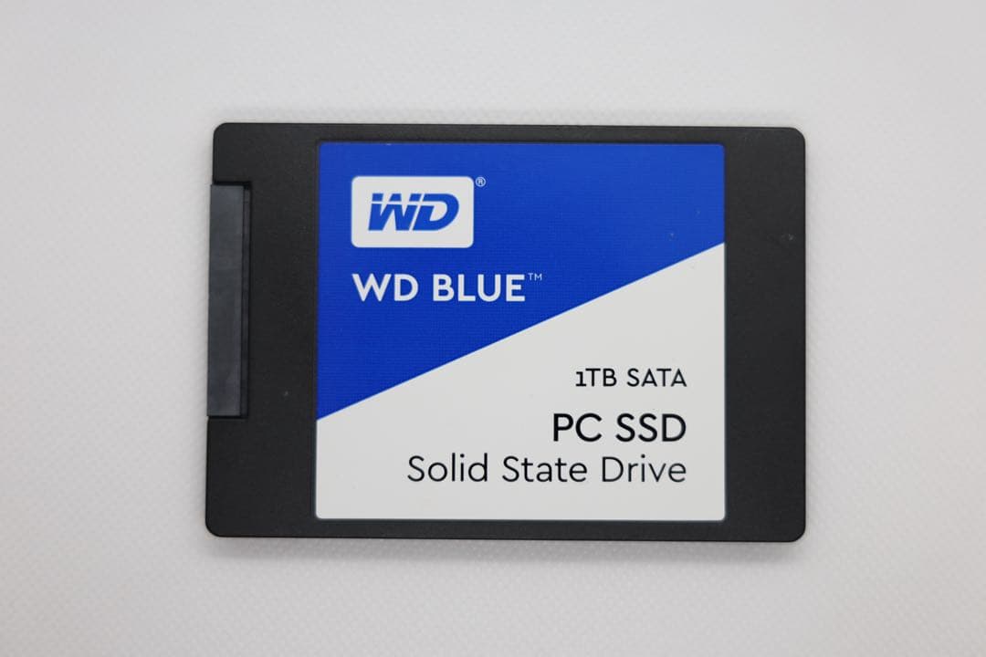 WD Blue 1TB SSD 高性能