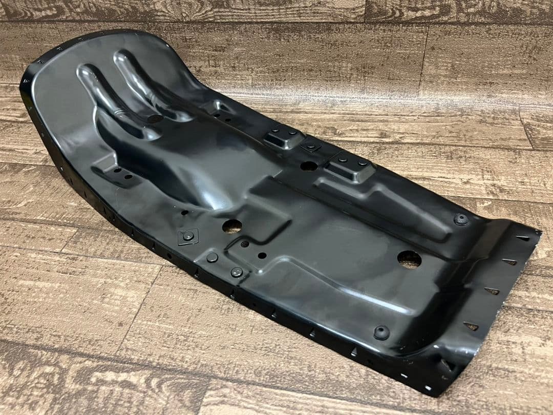 GS400シートベース　丸ゴム2個付き鉄ベースブラック　送料込み