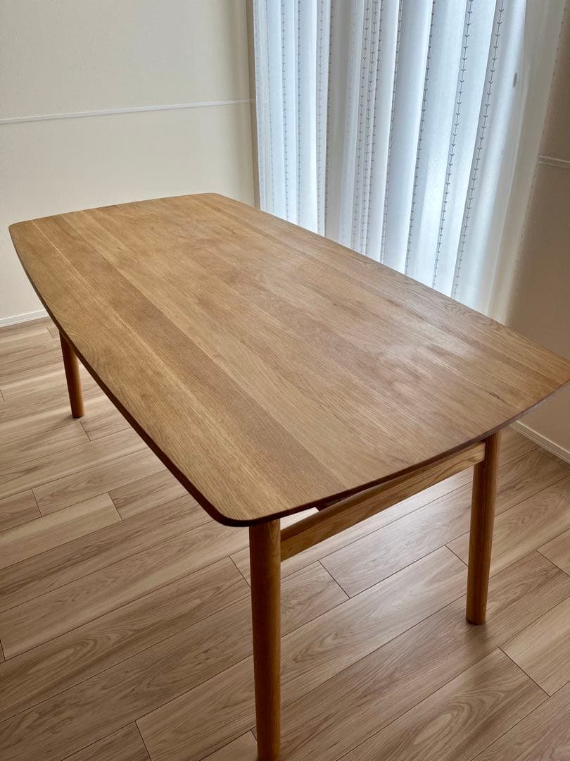 ⭐︎お値下げ⭐︎unico SOLK ダイニングテーブルW1600