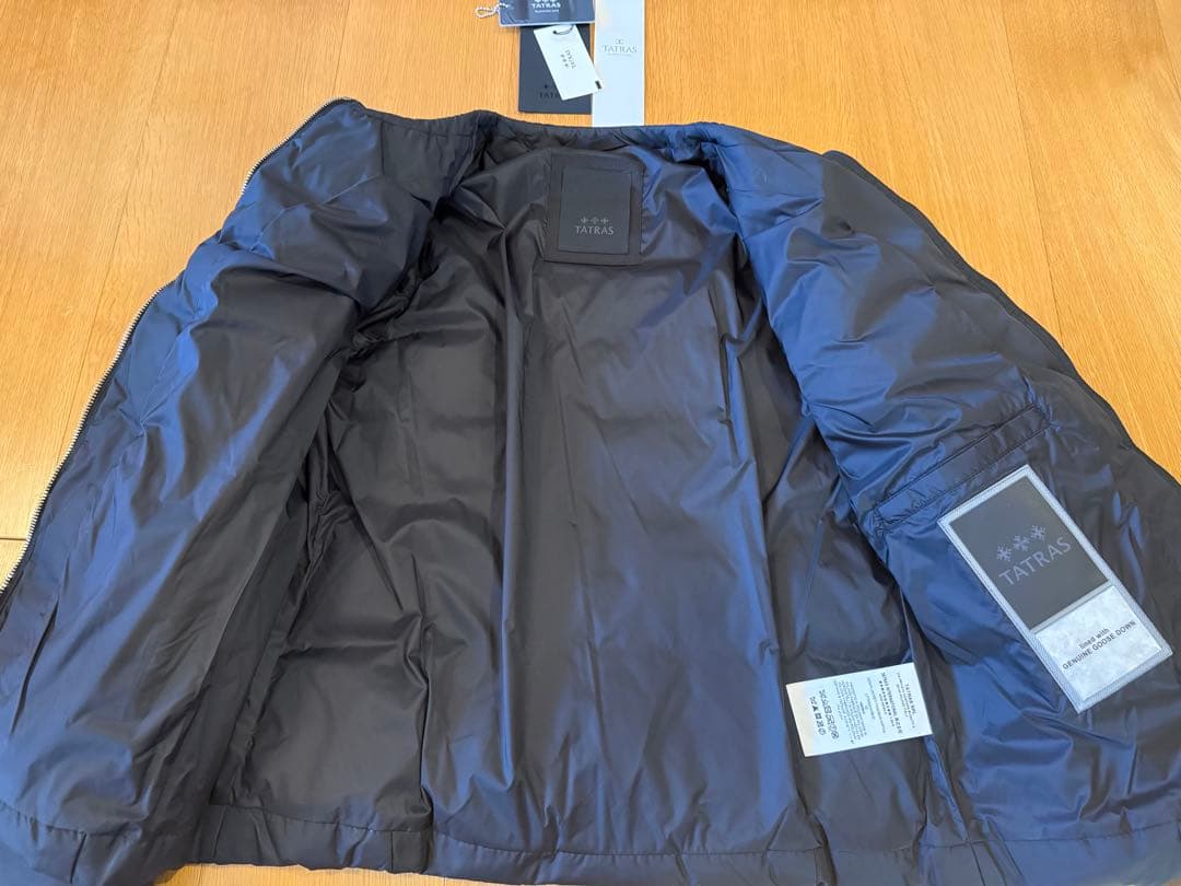 極美品✨TATRAS BREVA ☆トゥモローランド別注 ☆ダウンジャケット☆