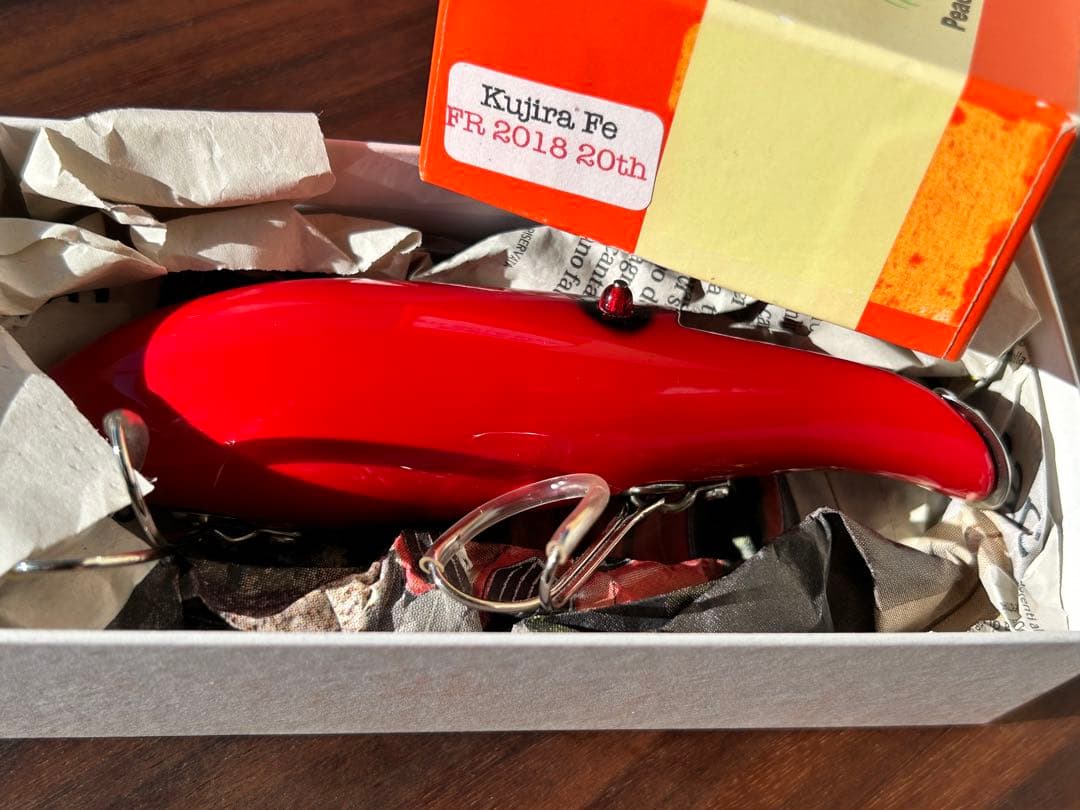 津波ルアーズ　くじらフェ　ファイヤーレッド