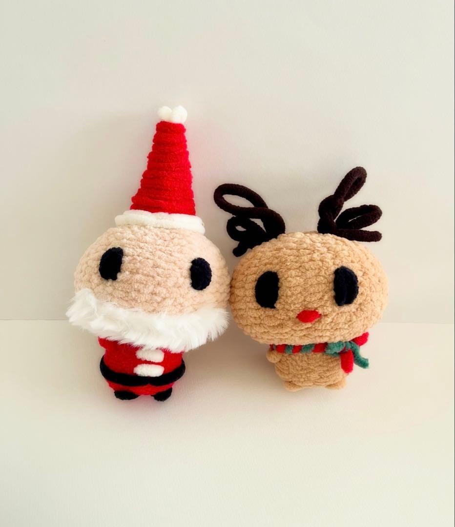 大きなサンタさんとトナカイさんの編みぐるみ