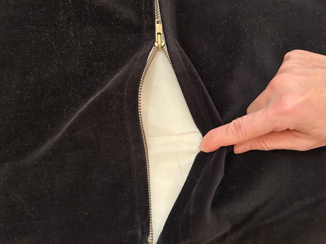 ※ジャンク※ カリモク/モケット限定色の黒 2シーター★オマケあり★