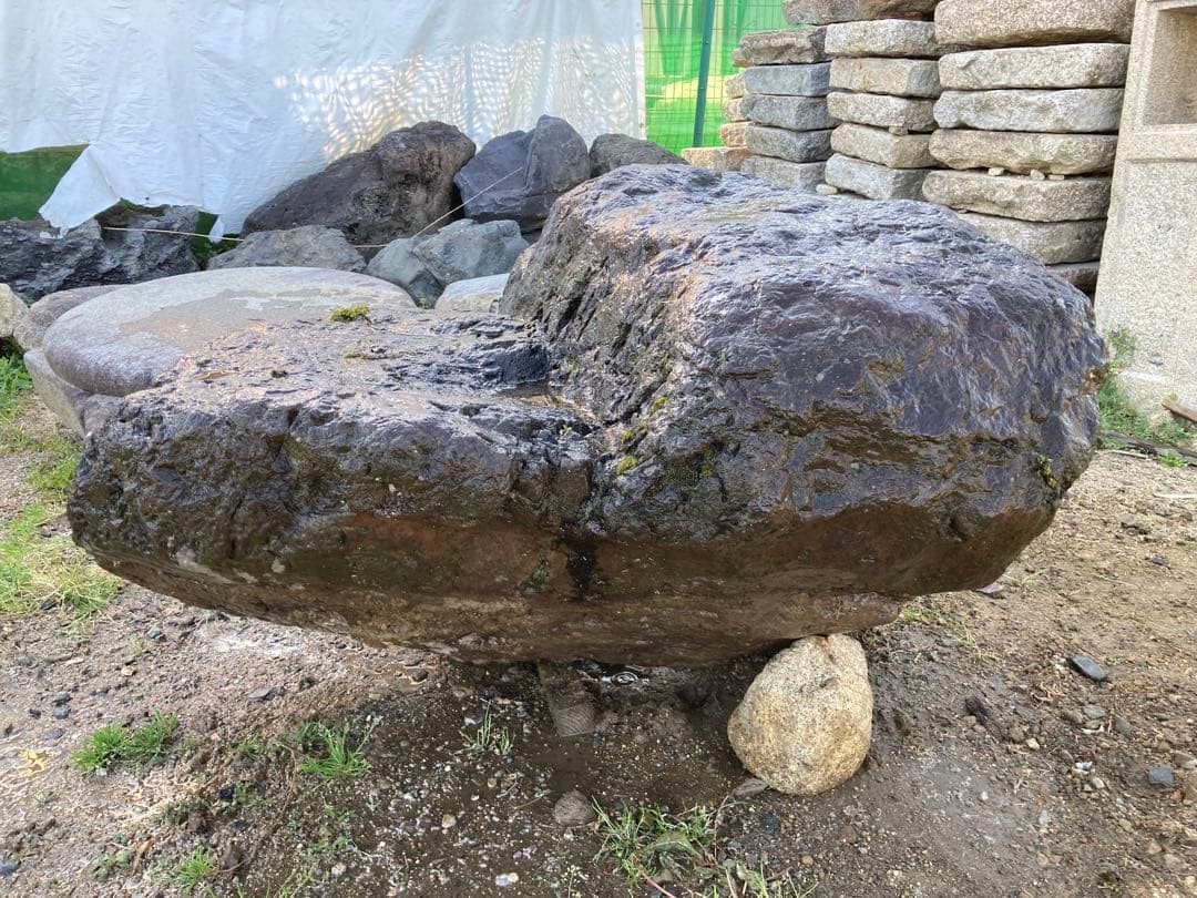 貴船石二段石　景石