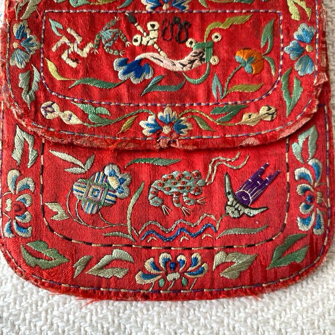 アンティーク シルクロード チャイナ チベット 赤シルク古刺繍 3口袋 時代物