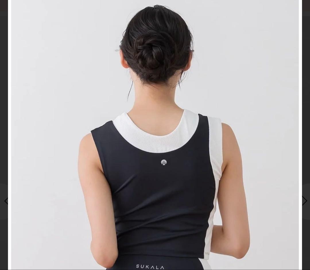 未使用　SUKALA バイカラーショートタンクトップ Mサイズ ブラック