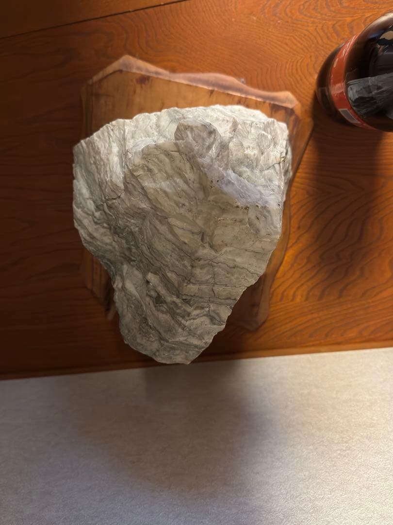 金鉱石　(菱刈鉱山産)