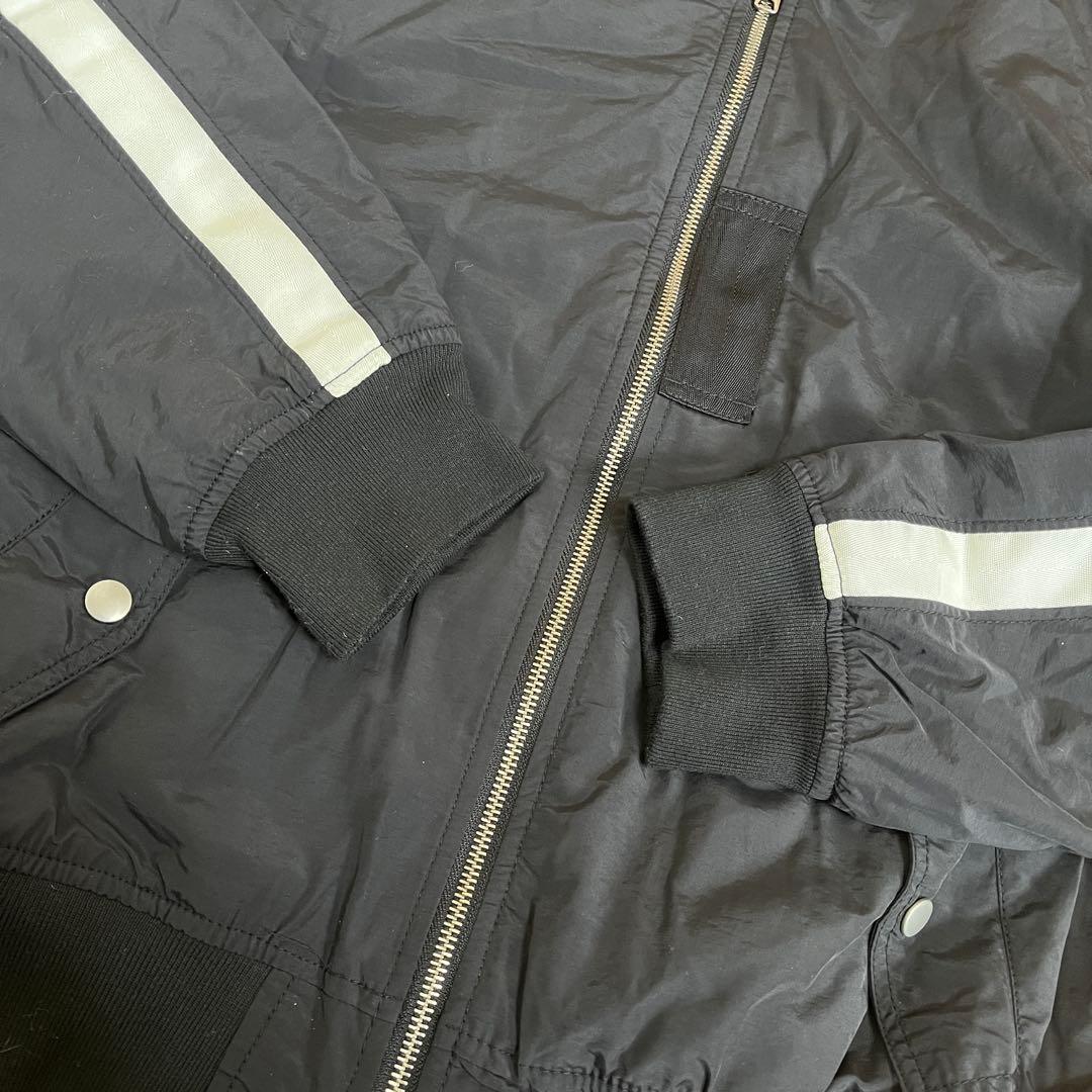 ONE OK ROCK Ambitions 2017 MA-1ジャケット 短丈