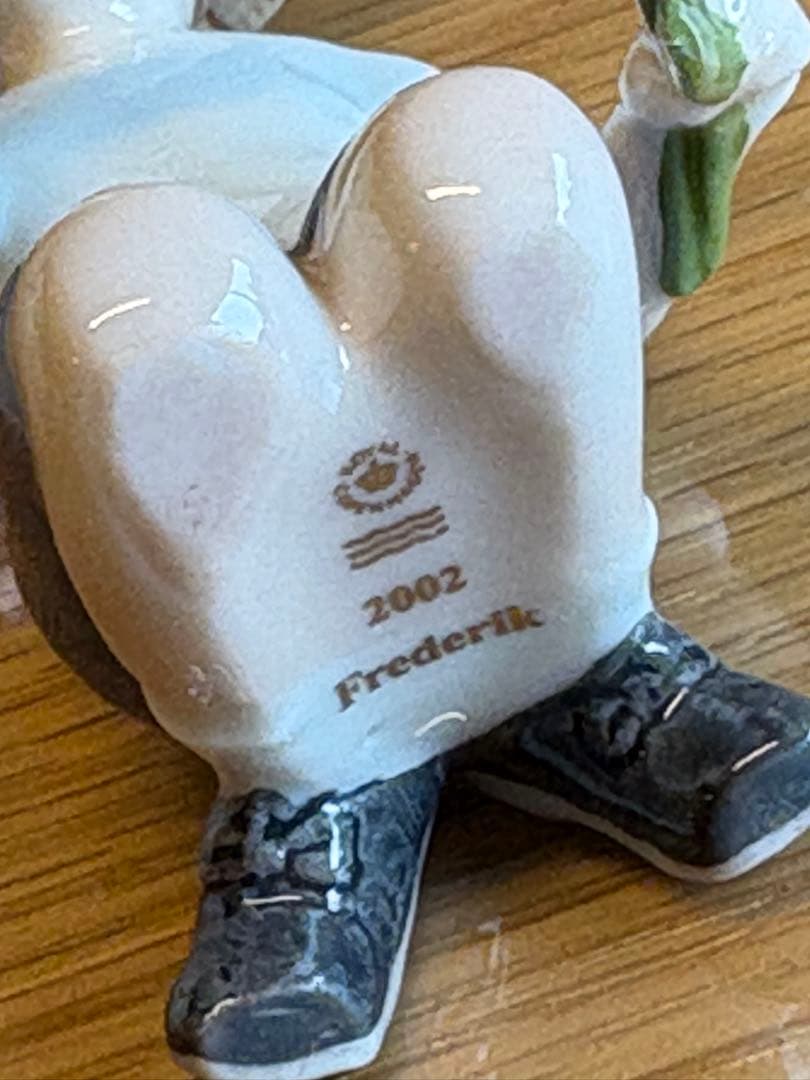 ロイヤルコペンハーゲン　ミレニアムコレクション2002 エマ　エリック