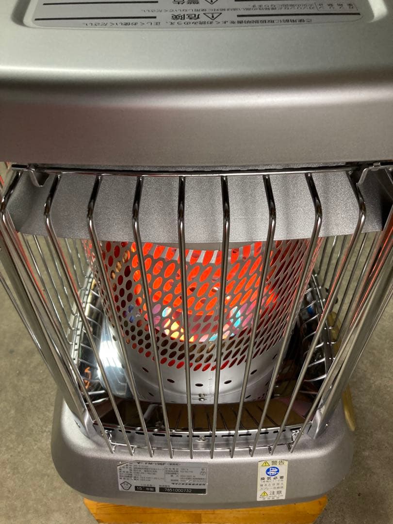 送料無料❕　大型 業務用 ダイニチブルーヒーターFM-196F ④