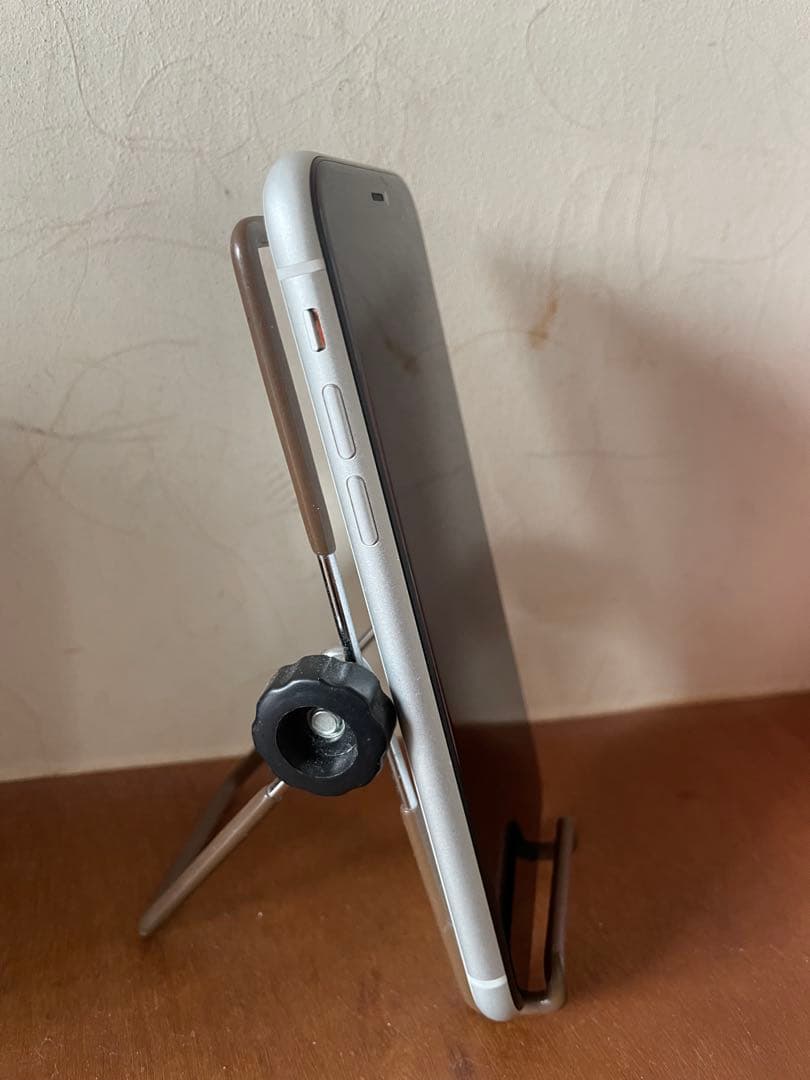 Apple iPhone XR 64Gホワイト 本体