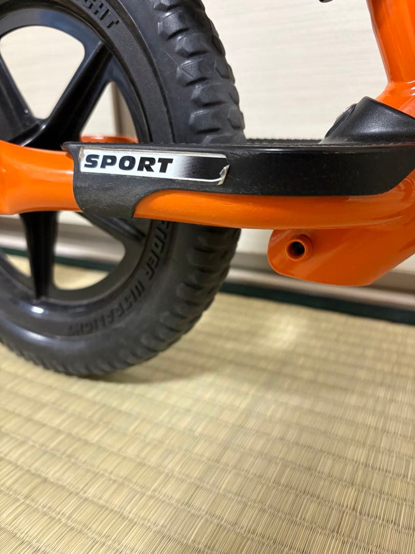 美品　錆なし　室内保管　ストライダー　STRIDER　スポーツモデル　12インチ