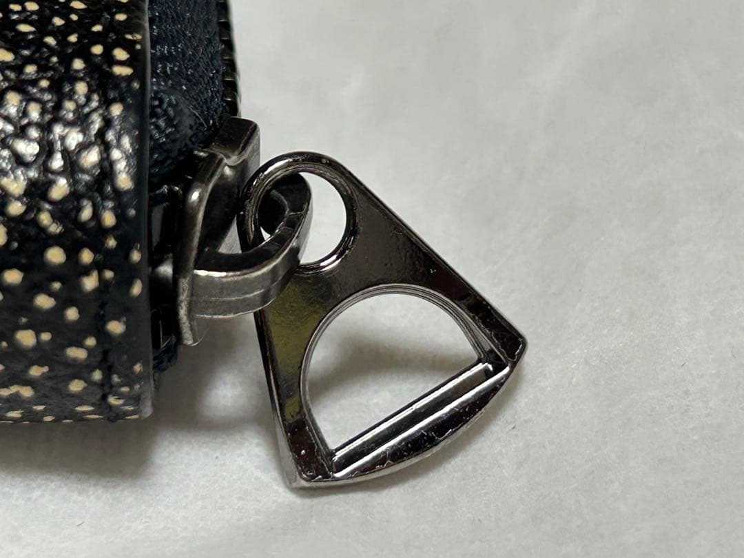 【匿名配送】itti イッチ カードケース ケース 財布　チャーム