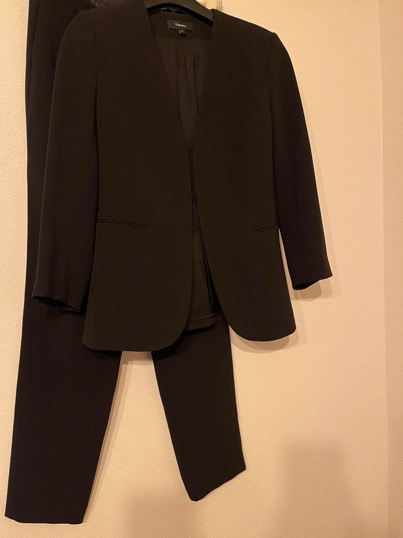 セオリー Theory レディーススーツ サイズ00 (ボトムはウォッシャブル)