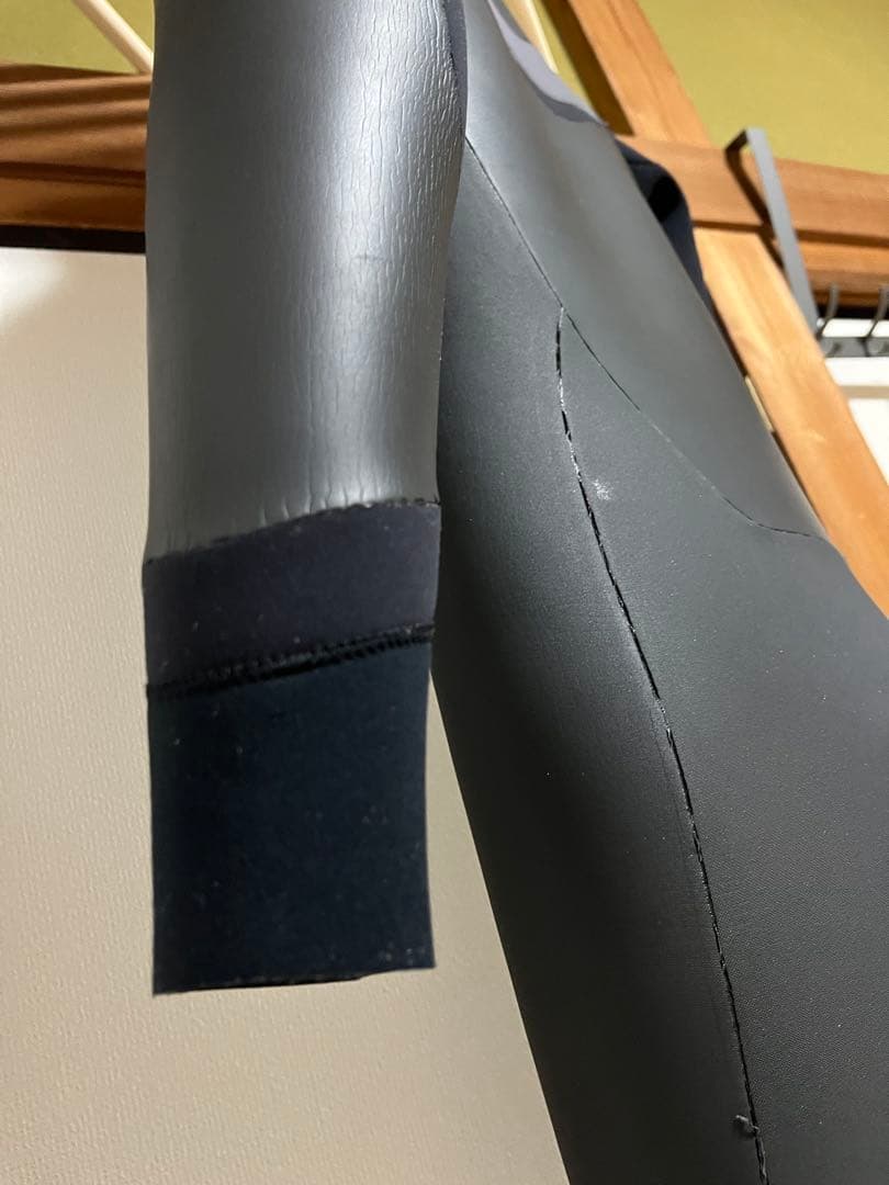 【定価16万円】BE WET セミドライ　AGチタン　ウェットスーツ　5×3㎜