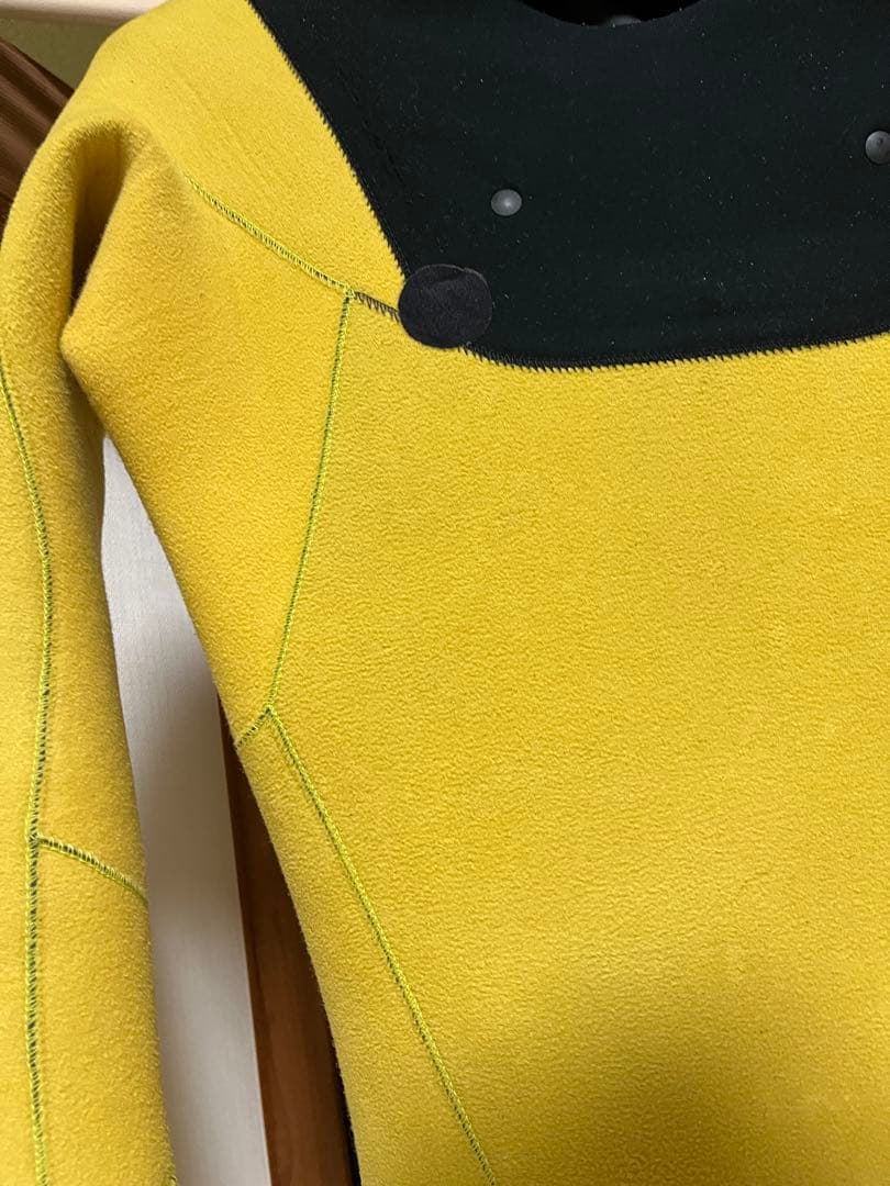 【定価16万円】BE WET セミドライ　AGチタン　ウェットスーツ　5×3㎜