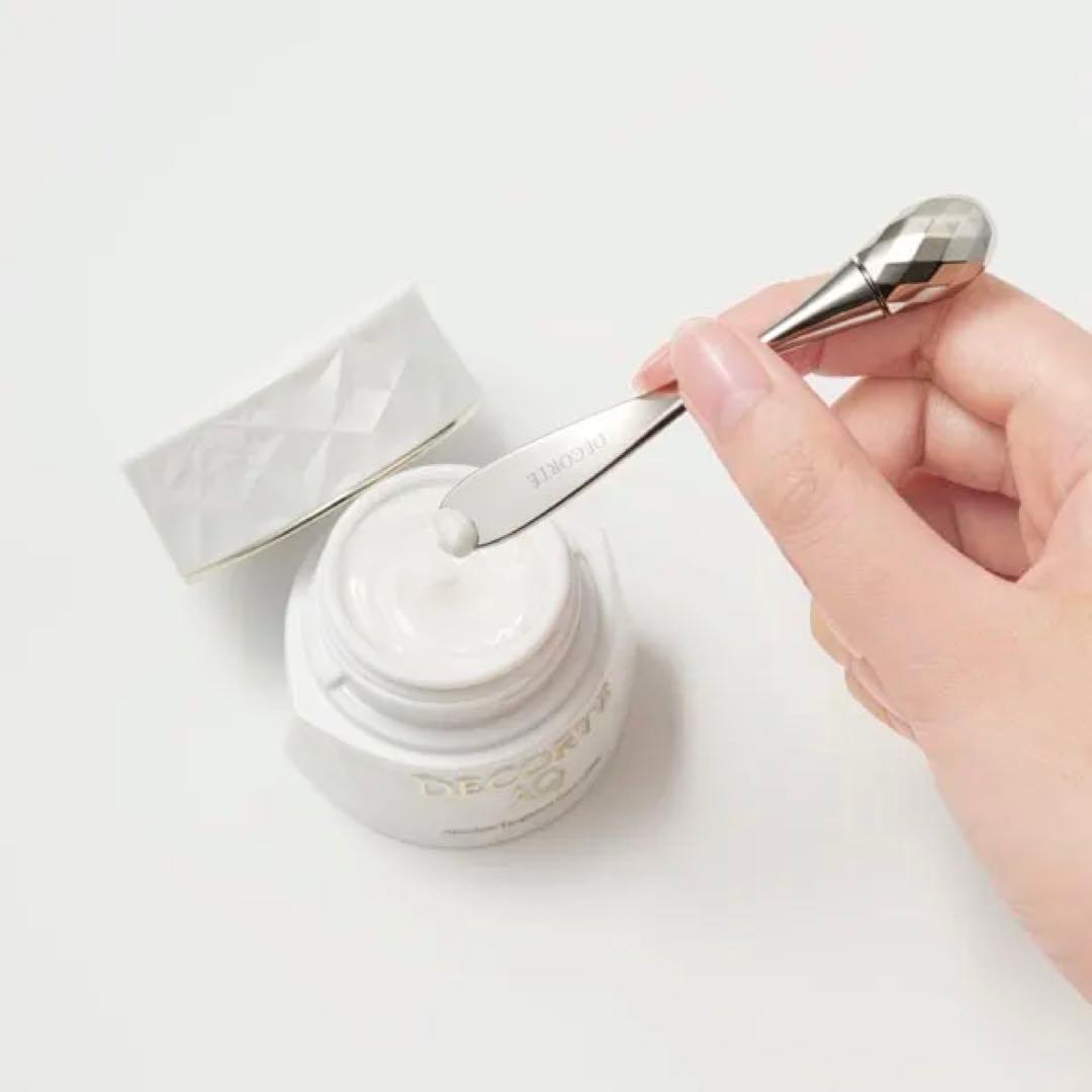【DECORTÉ AQ Absolute Treatment EyeCream】
