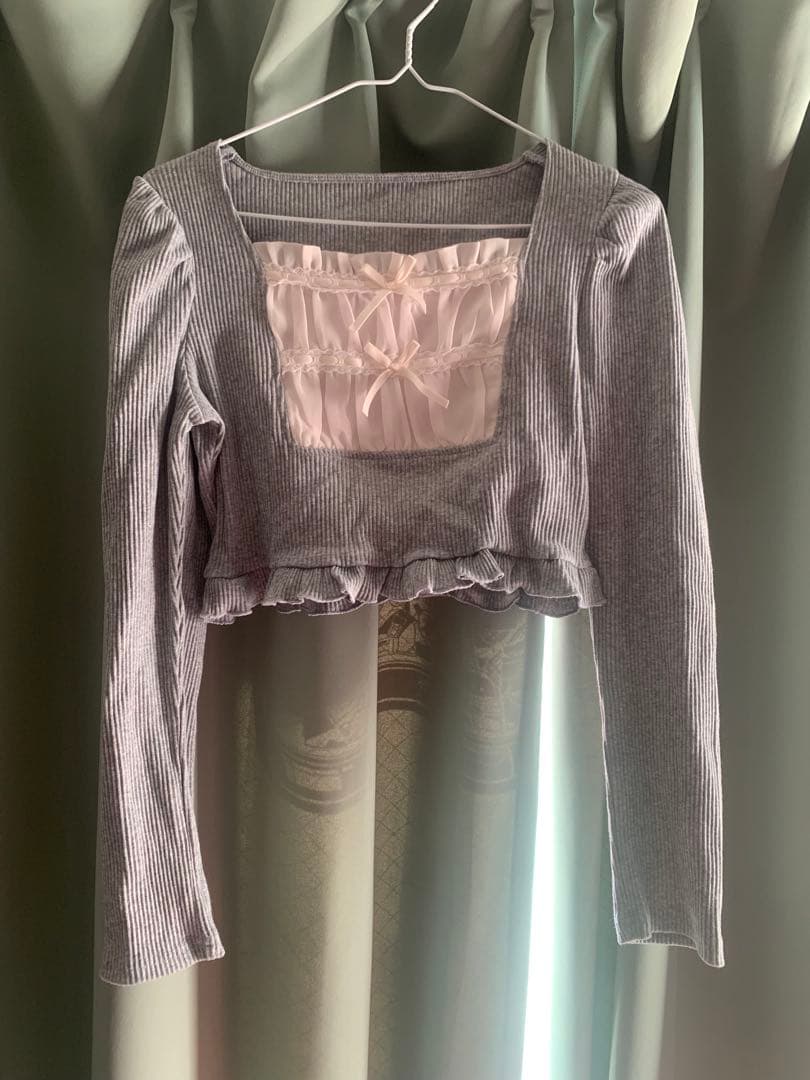 pium ドーリーフリルカットソーセットアップ