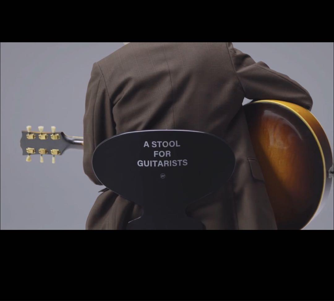 FRITZ HANSEN X FRAGMENT DESIGN アリンコチェア