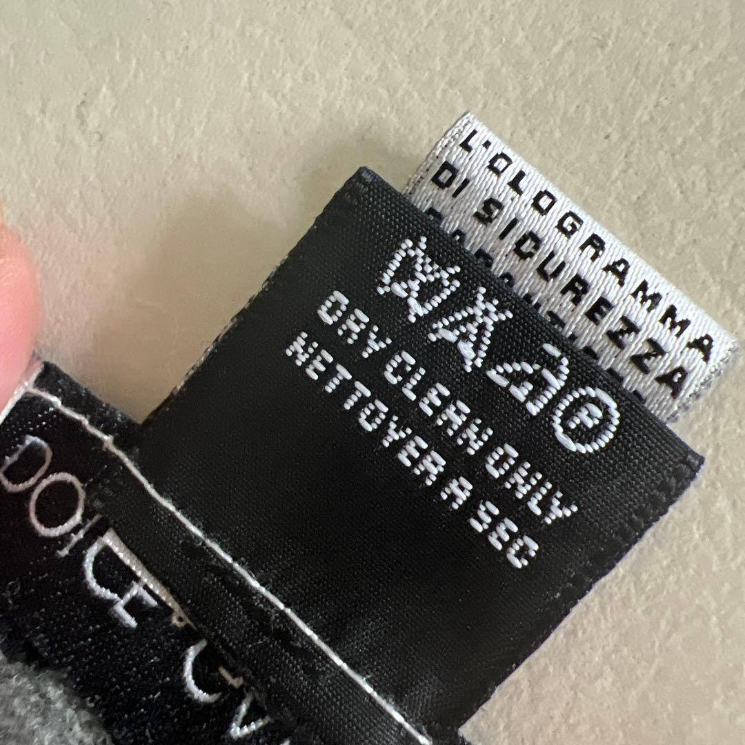 Dolce & Gabbana ロゴマフラー ブラック＆グレー パリで購入 美品