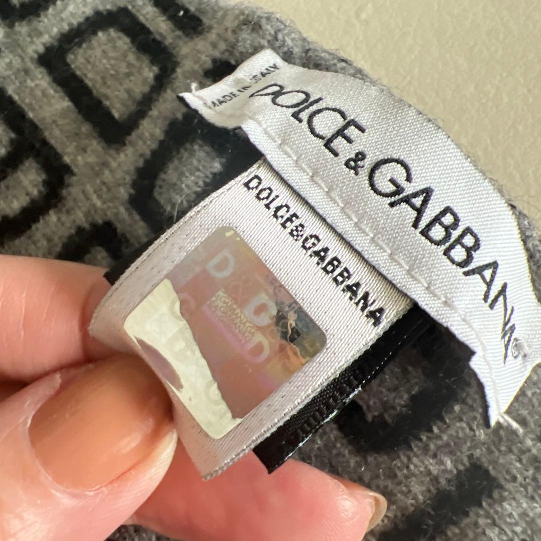 Dolce & Gabbana ロゴマフラー ブラック＆グレー パリで購入 美品