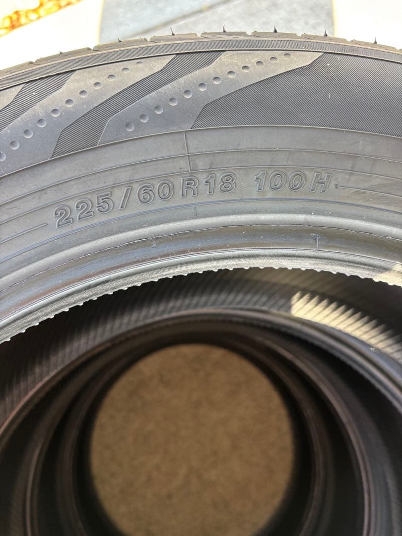 225 60 R18 新車外し 2本 (4本セット)①