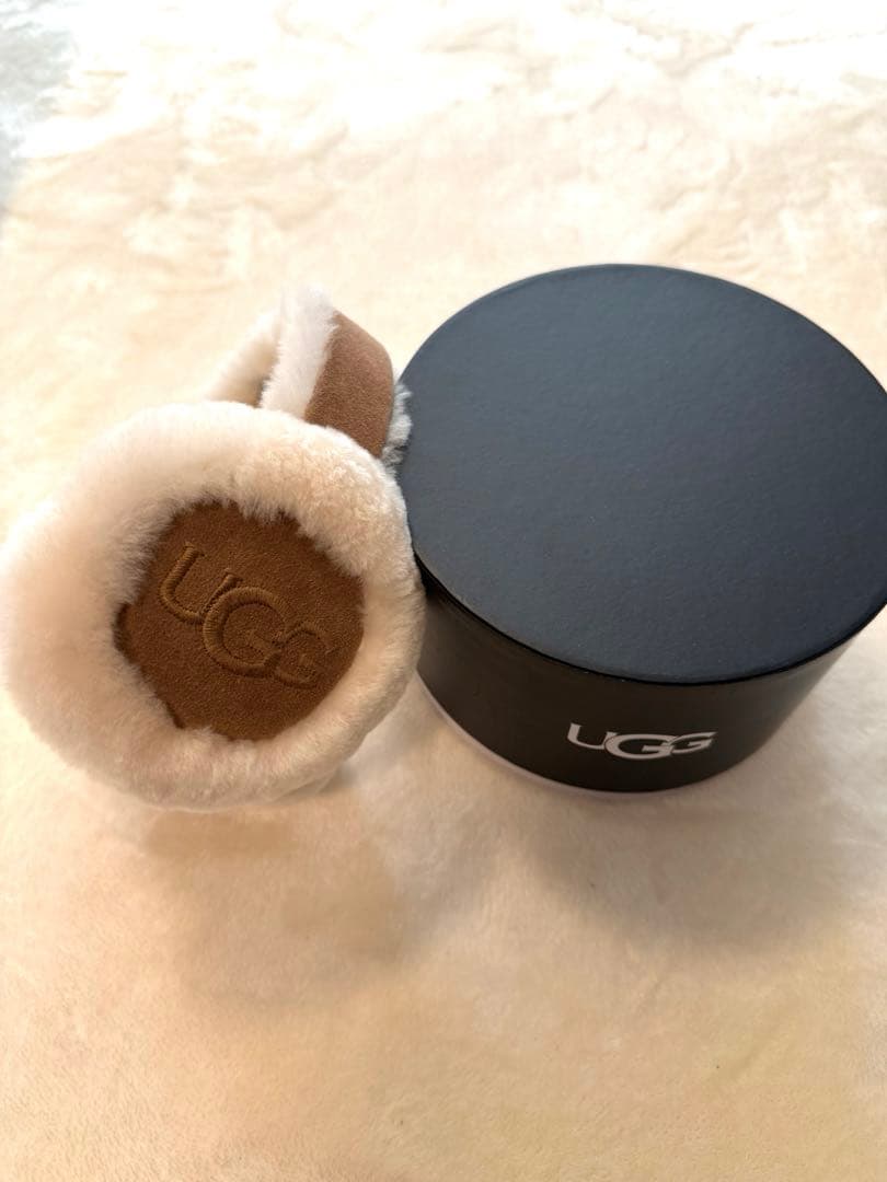 UGG アグー　シープスキン イヤーマフ チェスナット