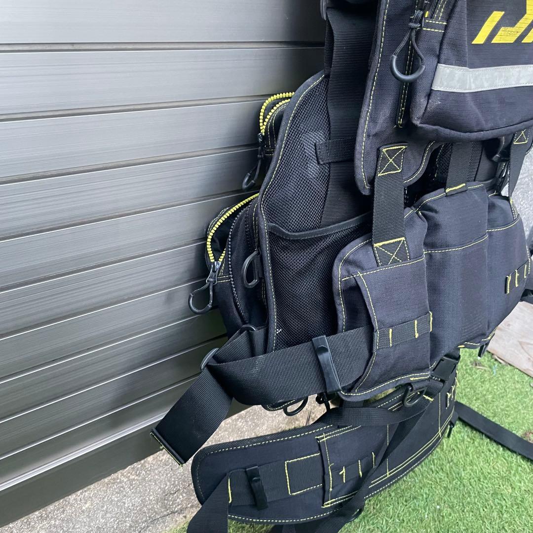 ダイワ フローティングベスト イエロー