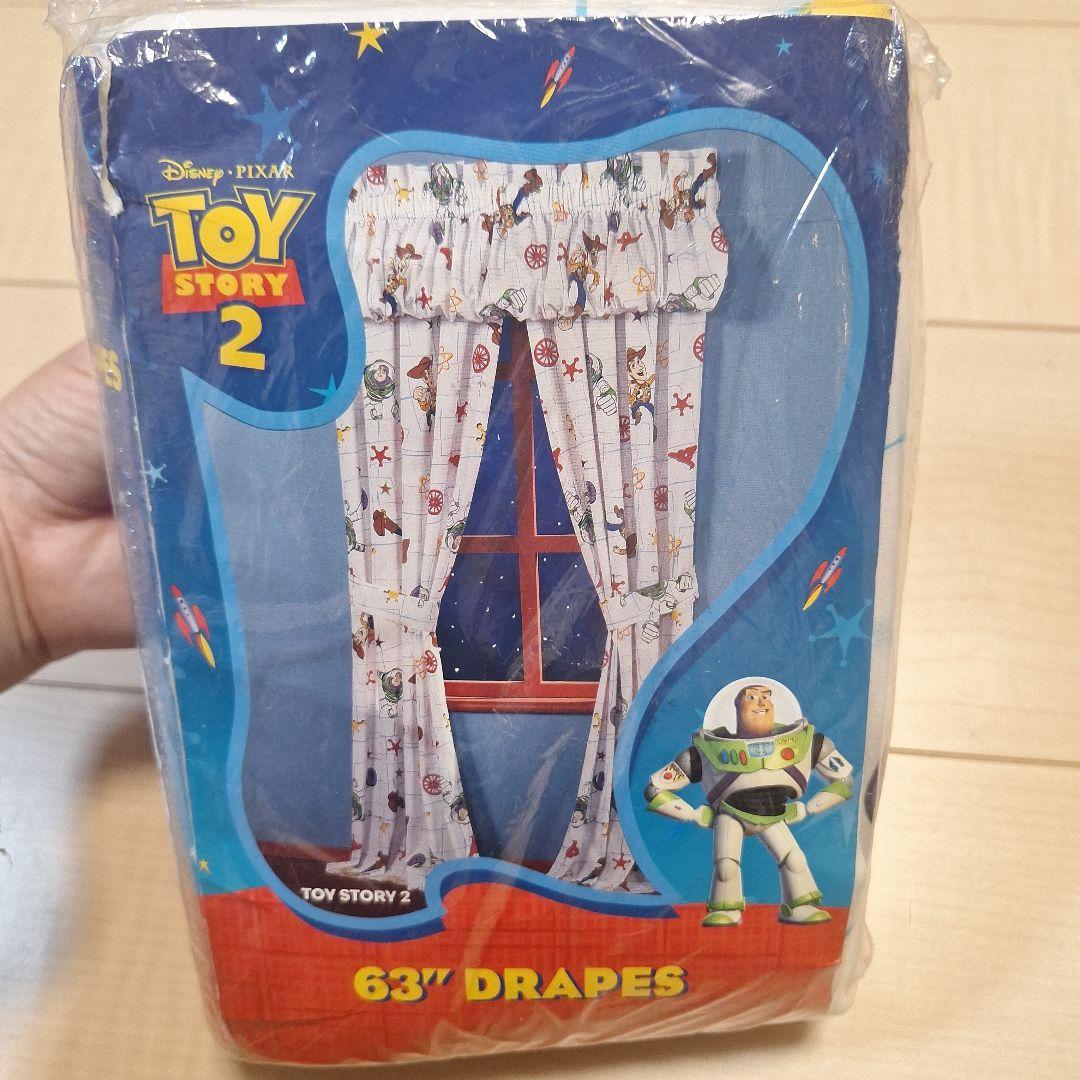新品　海外　トイストーリー　カーテン