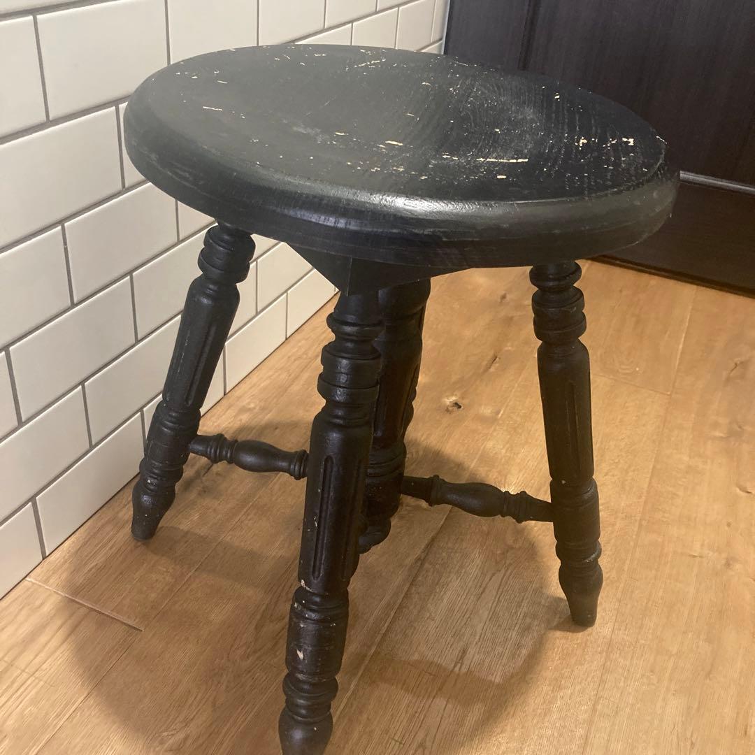 サラグレース 黒いスクリュー式スツール