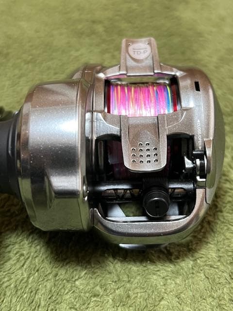 シマノ　21 スコーピオンMD 301 XGLH 左巻き