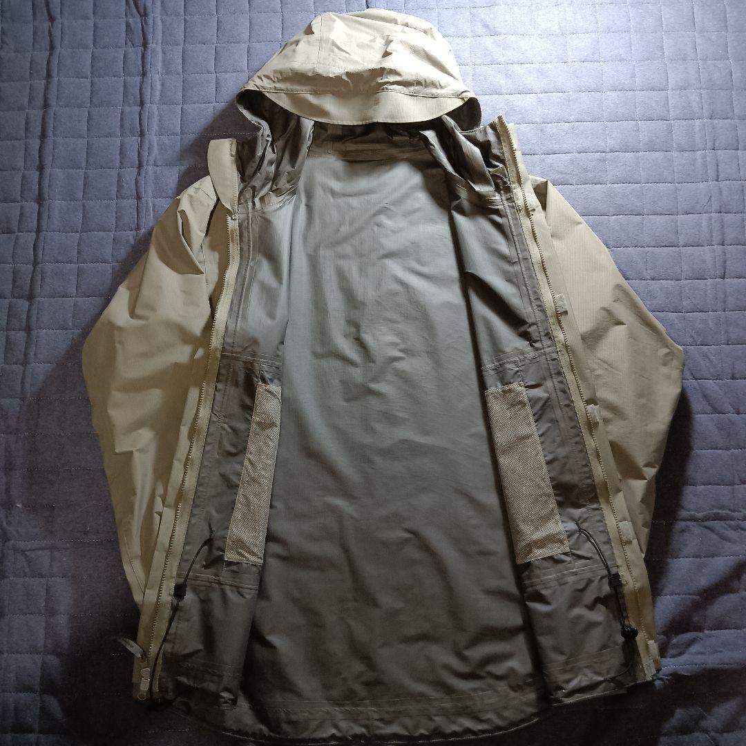 ビヨンドクロージング　ゴアテックスJKT　S 検）Patagonia mars